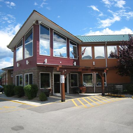 Days Inn By Wyndham Penticton Conference Centre Exterior photo